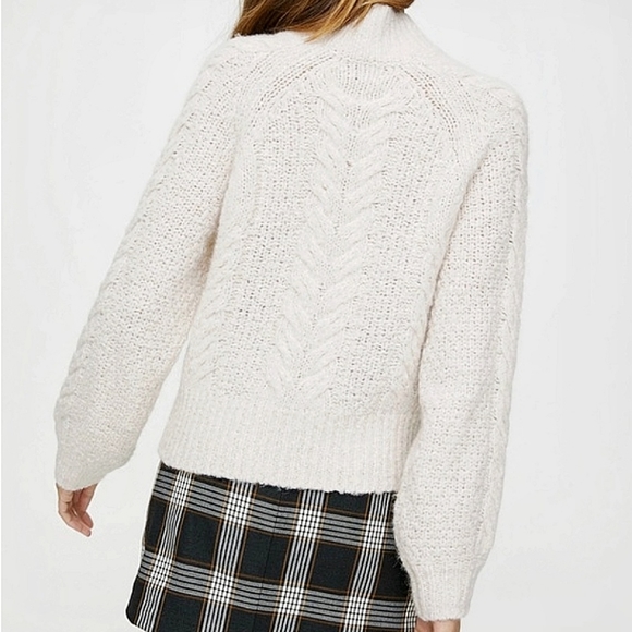 NWOT Aritzia Sunday Best Melly Cable Knit Sweater - Picture 16 of 17